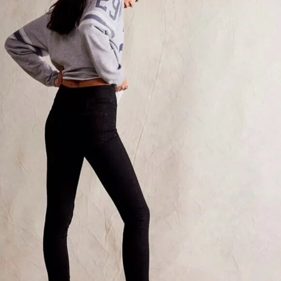 Free People We the Free Double Dutch Pull on Slit Black Jeans XS - Picture 3 of 11
